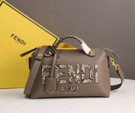 Picture of Fendi Lady Handbags _SKUfw152952432fw